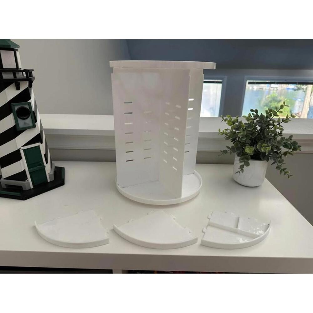 Make up organizer w adjustable shelves
